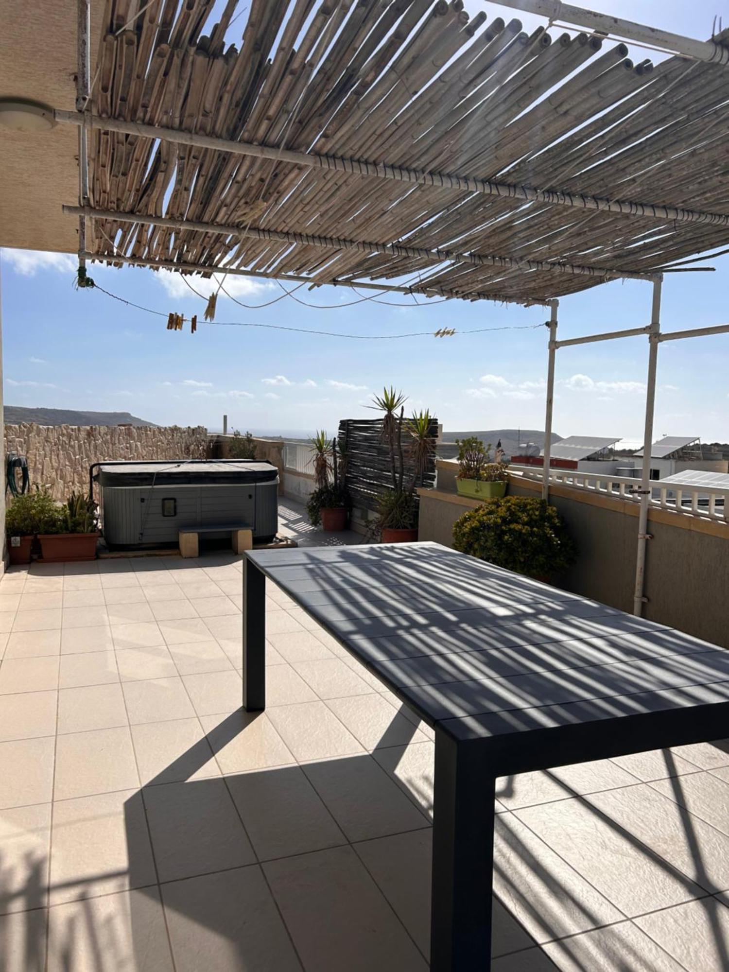 Claureece Court Mgarr Apartment